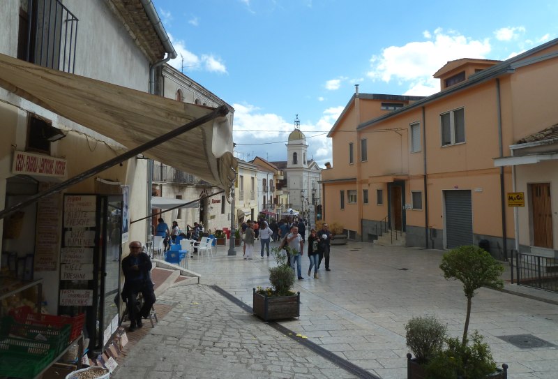 Dove.si.trova.pietrelcina.italia. PIETRELCINA Foto del paese di Padre Pio